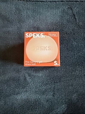 Speks Gump Peach/orange Memory Gel Stress Ball - Soft Squeeze Fidget NIOP